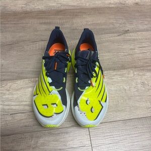 New Balance 2023 NYC Marathon FuelCell SuperComp Elite v3